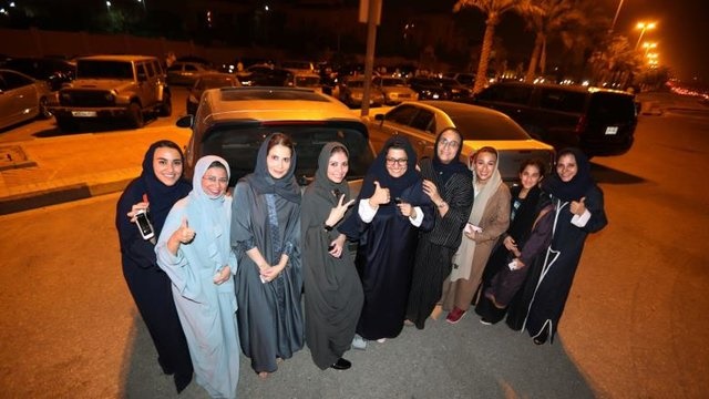 تصاویر زنان سعودی پشت رول